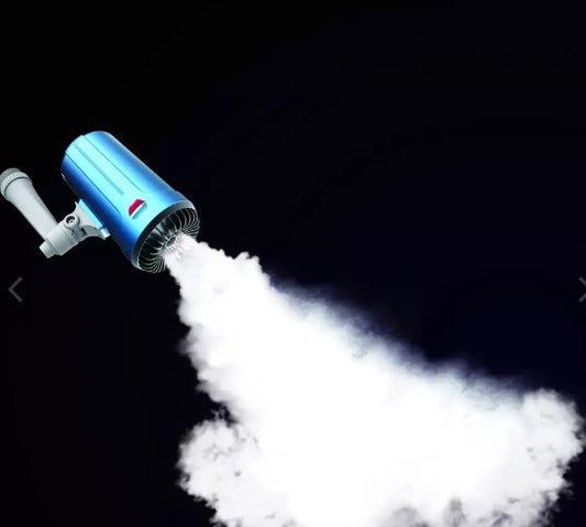 Adamanta trådlösa rökväktare/ rökgenerator, fyller upp  rummet med rök.